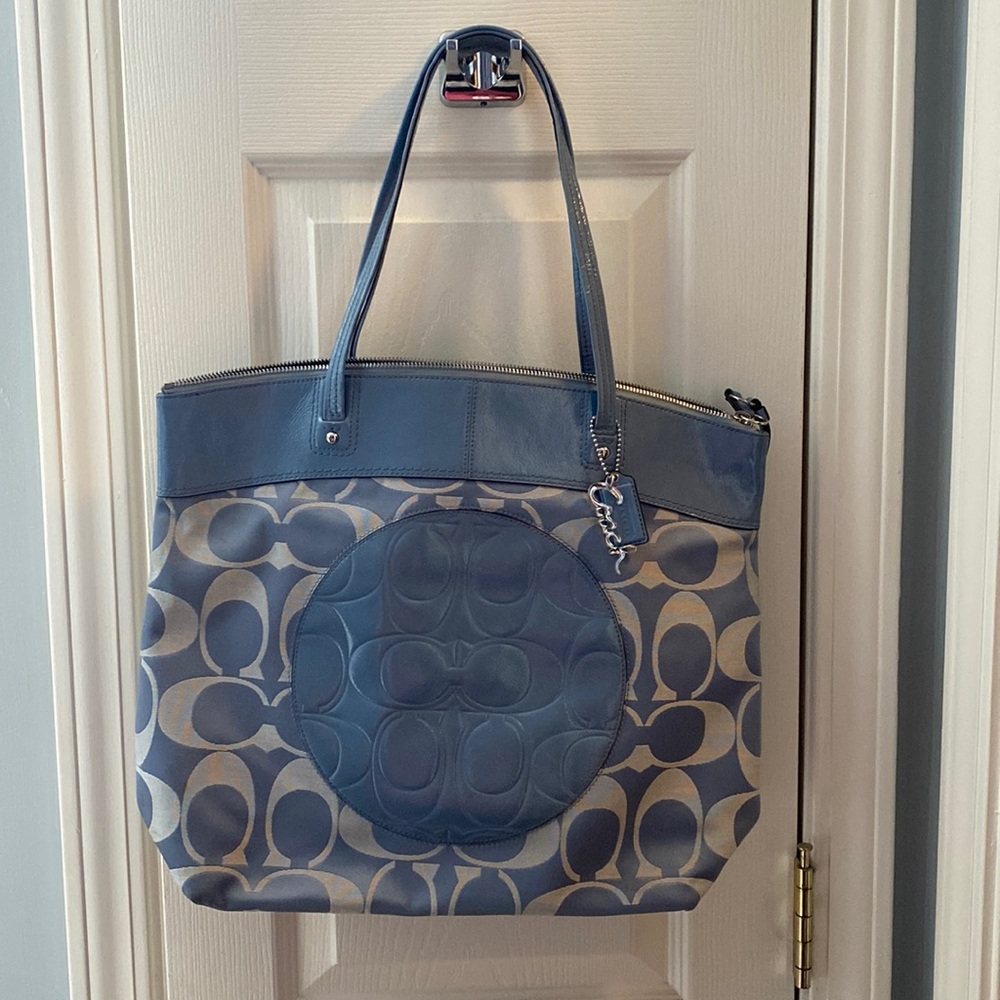 Coach Purse.  Great condition from a non-smoking home